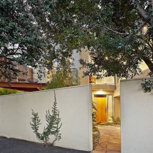 sustainable architecture - Entrance to West St Kilda House